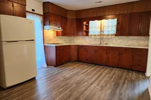 1300 W Madison St, Herrin, IL 62948 - Photo 4