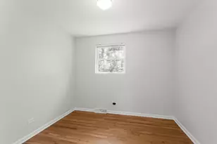 200 Linn Ct, North Aurora, IL 60542 - Photo 12