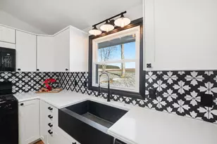 9807 N Leaf River Rd, Leaf River, IL 61047 - Photo 10