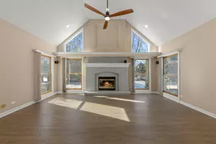 442 Mallard Point Dr, North Aurora, IL 60542 - Photo 12