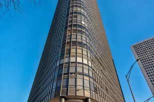 5415 N Sheridan Rd, Chicago, IL 60640 - Photo 1