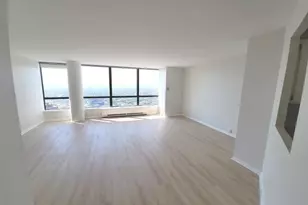 5415 N Sheridan Rd, Chicago, IL 60640 - Photo 6