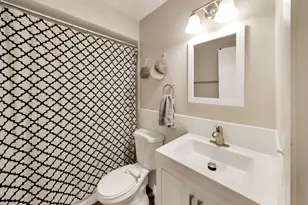 [Address not provided], Chicago, IL 60630 - Photo 16