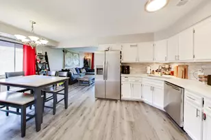 [Address not provided], Chicago, IL 60630 - Photo 8