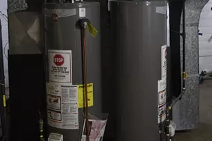 1305 Garrison Ave, Rockford, IL 61103 - Photo 18