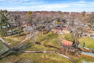 21W051 Woodview Dr, Itasca, IL 60143 - Photo 46