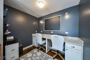 570 Amy Ln, Wheaton, IL 60187 - Photo 16