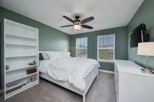 570 Amy Ln, Wheaton, IL 60187 - Photo 22