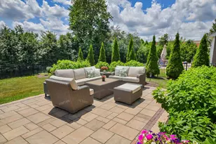 570 Amy Ln, Wheaton, IL 60187 - Photo 26