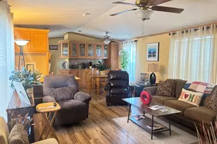 818 Peach Tree St, Urbana, IL 61802 - Photo 4