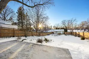 402 S Michigan Ave, Villa Park, IL 60181 - Photo 20