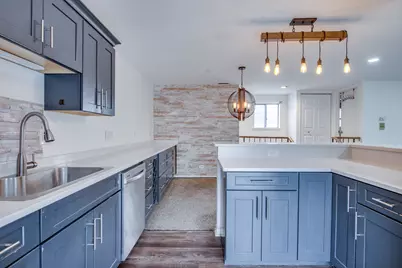 340 Springlake Lane #D, Aurora, IL 60504 - Photo 8