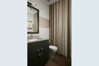 1305 W Diversey Parkway #2, Chicago, IL 60614 - Photo 16