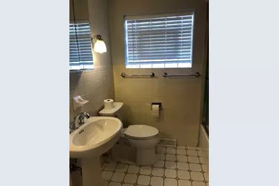 2004 Milton Avenue, Park Ridge, IL 60068 - Photo 14