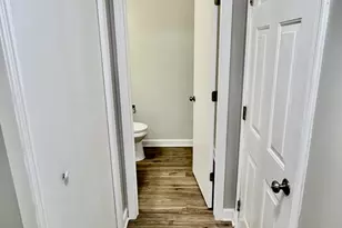 1926 Grove Ave, Schaumburg, IL 60193 - Photo 10