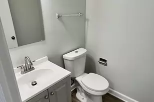 1926 Grove Ave, Schaumburg, IL 60193 - Photo 8