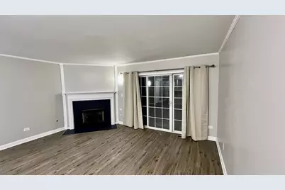 1926 Grove Avenue, Schaumburg, IL 60193 - Photo 2