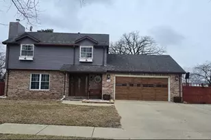 730 Koala Ct, Wilmington, IL 60481 - Photo 2