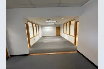 1628 Dekalb Avenue, Sycamore, IL 60178 - Photo 6