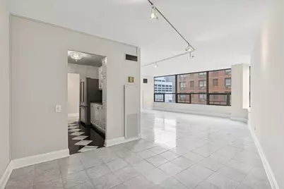 110 E Delaware Street #1301, Chicago, IL 60611 - Photo 6