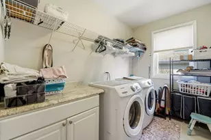 388 Preserve Ln, Wood Dale, IL 60191 - Photo 22