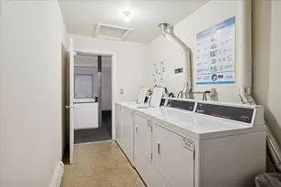 948 E Old Willow Rd, Prospect Heights, IL 60070 - Photo 18