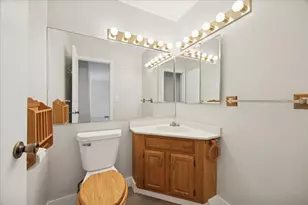 948 E Old Willow Rd, Prospect Heights, IL 60070 - Photo 16