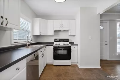 2456 Devonshire Court, Aurora, IL 60502 - Photo 6