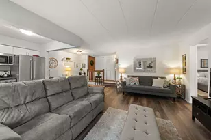 404 Melrose Ave, Glen Ellyn, IL 60137 - Photo 12