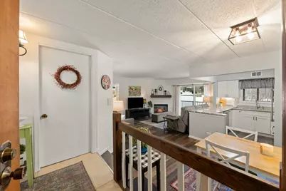 404 Melrose Avenue #103, Glen Ellyn, IL 60137 - Photo 8