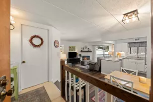 404 Melrose Ave, Glen Ellyn, IL 60137 - Photo 8