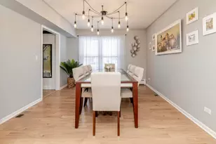 434 Gaylin Ct, Bensenville, IL 60106 - Photo 12