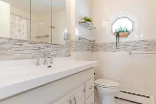 434 Gaylin Ct, Bensenville, IL 60106 - Photo 10