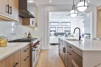 1907 W Wolfram Street, Chicago, IL 60657 - Photo 6