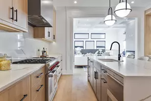 1907 W Wolfram St, Chicago, IL 60657 - Photo 6