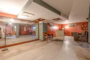 908 E Central Rd, Mount Prospect, IL 60056 - Photo 20