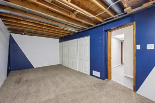 922 Dearborn Cir, Carol Stream, IL 60188 - Photo 32