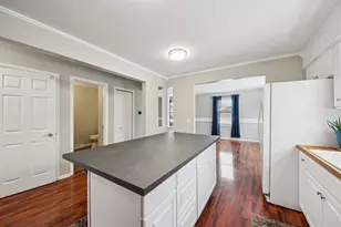 922 Dearborn Cir, Carol Stream, IL 60188 - Photo 10