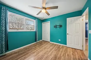 922 Dearborn Cir, Carol Stream, IL 60188 - Photo 20