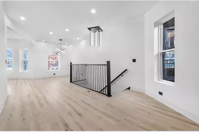 6430 S Eberhart Avenue #2, Chicago, IL 60637 - Photo 6