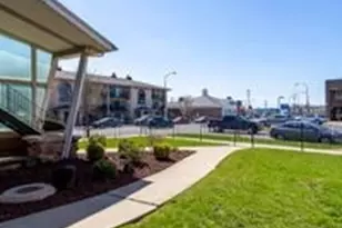 6324 W 63rd St, Chicago, IL 60638 - Photo 4