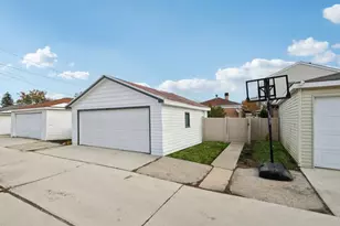 1034 31st Ave, Bellwood, IL 60104 - Photo 28