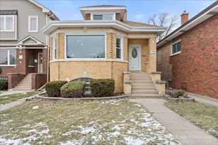 7718 W Westwood Dr, Elmwood Park, IL 60707 - Photo 2