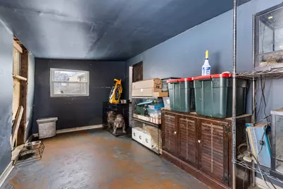 525 S Memorial Avenue, Rockford, IL 61102 - Photo 8