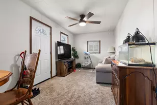 525 S Memorial Ave, Rockford, IL 61102 - Photo 4