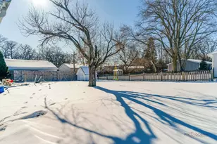 150 Lakewood Dr, Antioch, IL 60002 - Photo 20