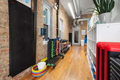 965 W 18th Street, Chicago, IL 60608 - Photo 10