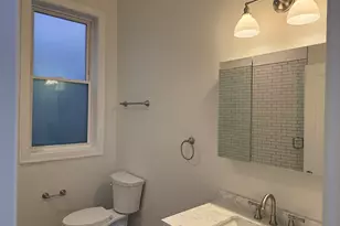 965 W 18th St, Chicago, IL 60608 - Photo 16