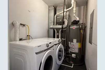 965 W 18th Street, Chicago, IL 60608 - Photo 32