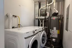 965 W 18th St, Chicago, IL 60608 - Photo 32